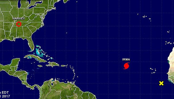 Irma er á vesturleið yfir Atlantshafið.