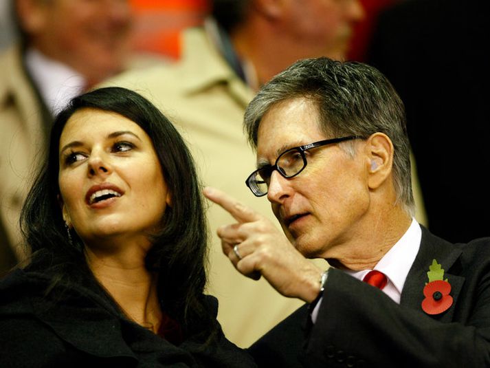 John W Henry, eigandi Liverpool og kærastan hans Linda Pizzuti.