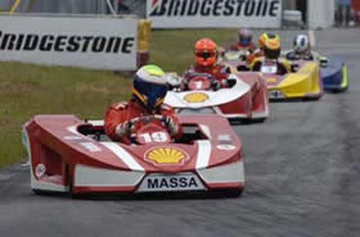 Felipe Massa og Michael Schumacher hafa keppt í kartrmóti Massa síðustu ár.