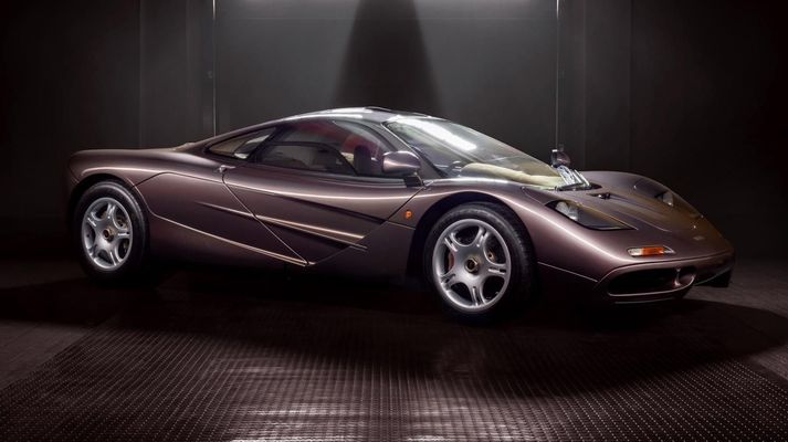 McLaren F1.