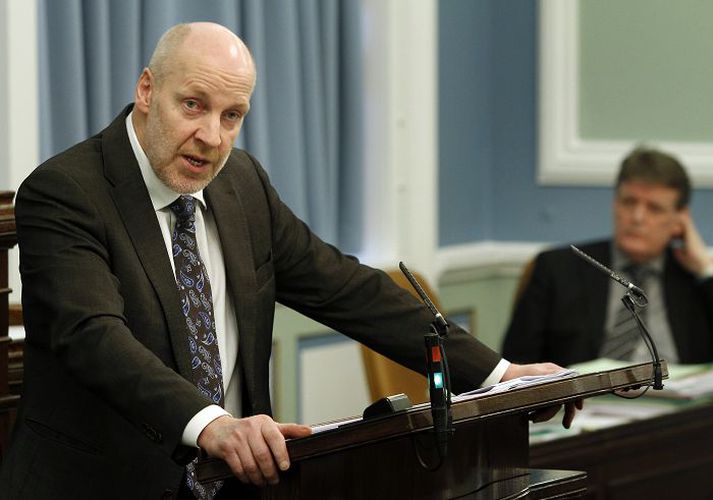 Steingrímur J. Sigfússon segir erilsaman tíma fram undan í þinginu. Öll stóru málin sem ríkisstjórnin hyggist ná fram á kjörtímabilinu séu nú komin fram.fréttablaðið/gva
