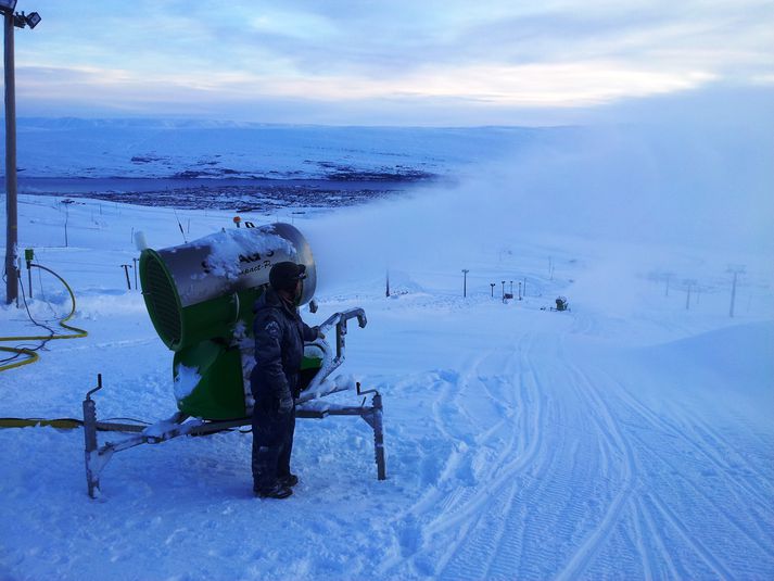 Töluverður snjór er nú kominn í Hlíðarfjall.