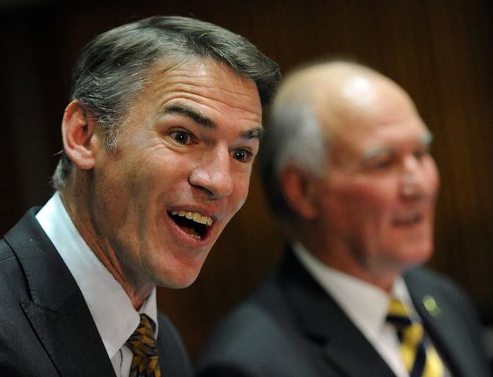 Þeir Rob Oakeshott og Tony Windsor ætla að styðja stjórnina. nordicphotos/AFP