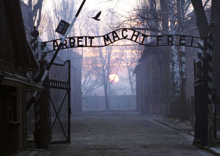 Frá Auschwitz.
