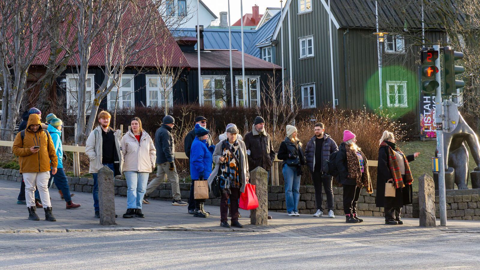 Skil að ganga yfir landið með til­heyrandi úr­komu