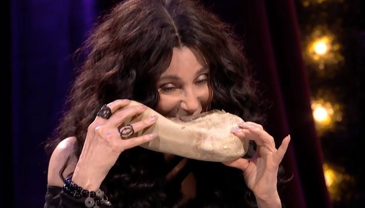 Cher tók þátt í Spill Your Guts or Fill Your Guts á dögunum.