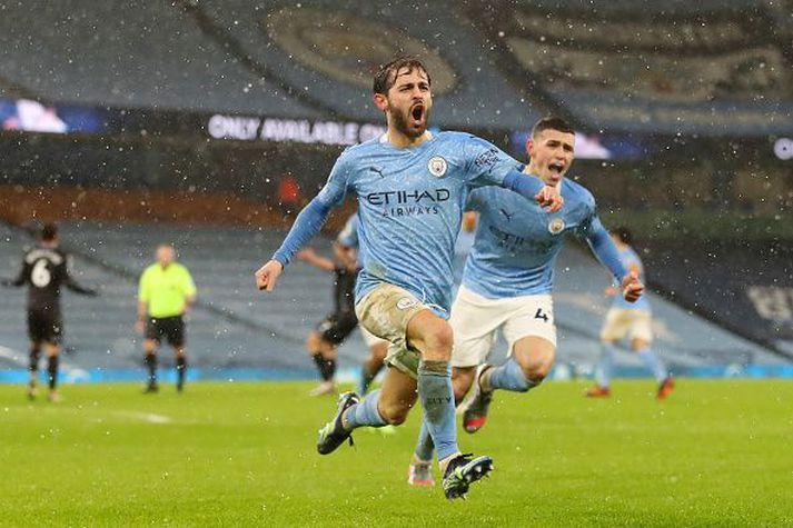 City er á toppnum, um stundarsakir að minnsta kosti, eftir 2-0 sigurinn í dag.