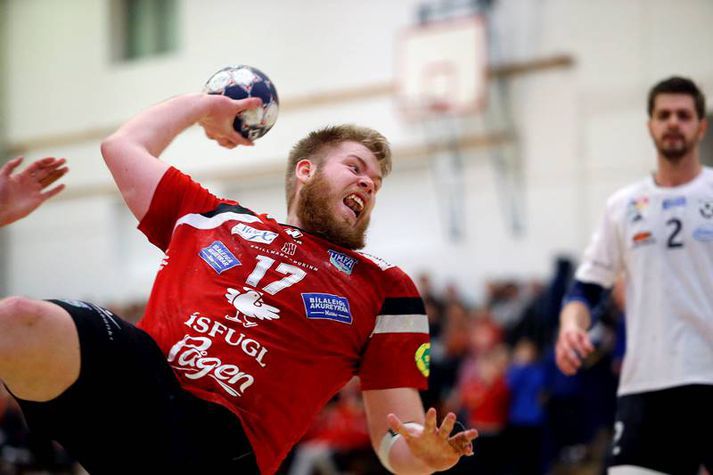 Pétur Júníusson er því miður hættur í handbolta.