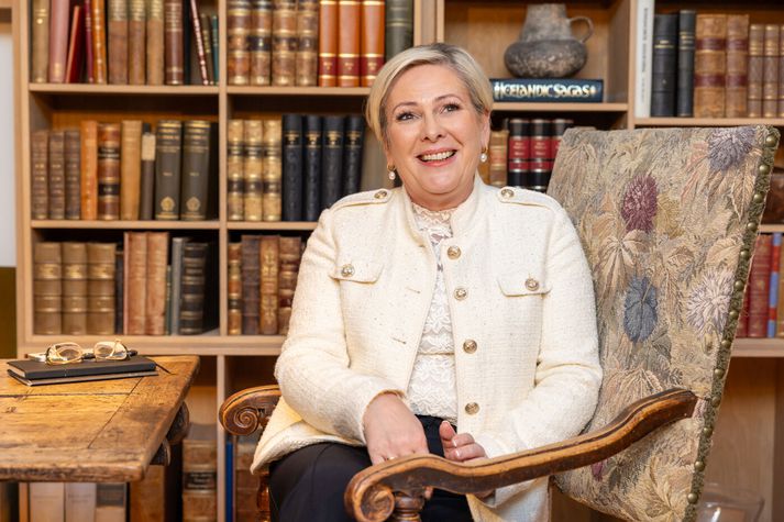 Halla Tómasdóttir, fer í embættisferð til Bretlands dagana 19. til 21. nóvember 2025.