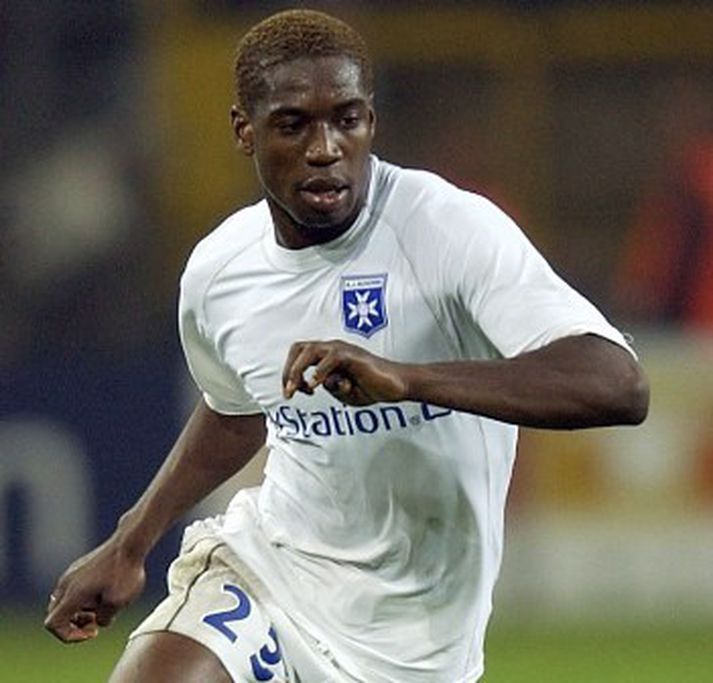 Kapo lék áður með Auxerre í heimalandinu