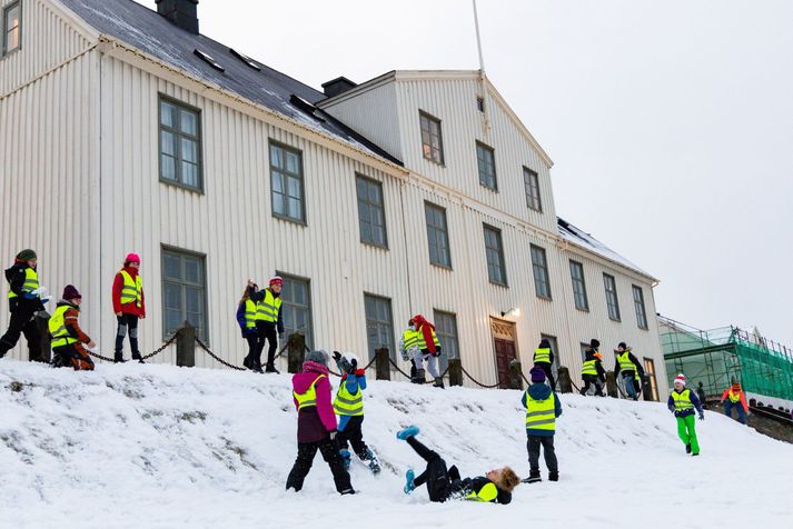 Skerðingamörkunum er breytt til að bregðast við launahækkunum sem hafa leitt til aukinna skerðinga.