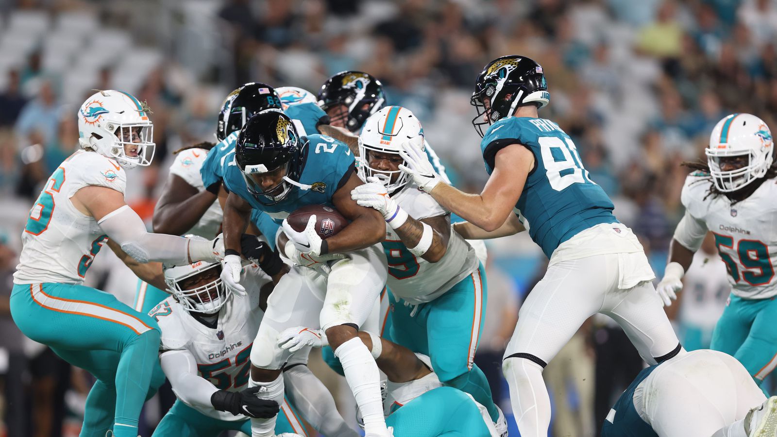 Dagskráin í dag NFL, Besta deild kvenna og landsleikir Vísir