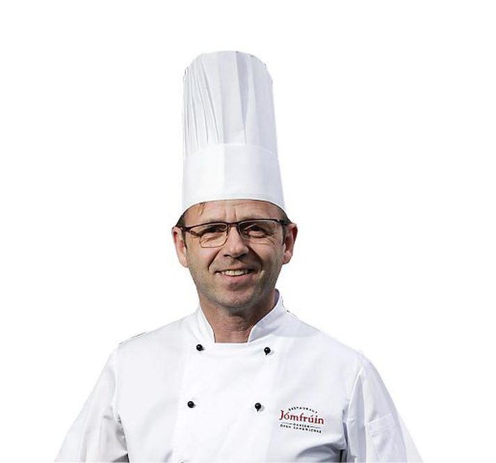 Jakob Jakobsson, oftast kenndur við Jómfrúnna, mun opna nýjan stað í tónlistar- og ráðstefnuhúsinu Hörpunni í samstarfi við son sinn, Jakob Einar.