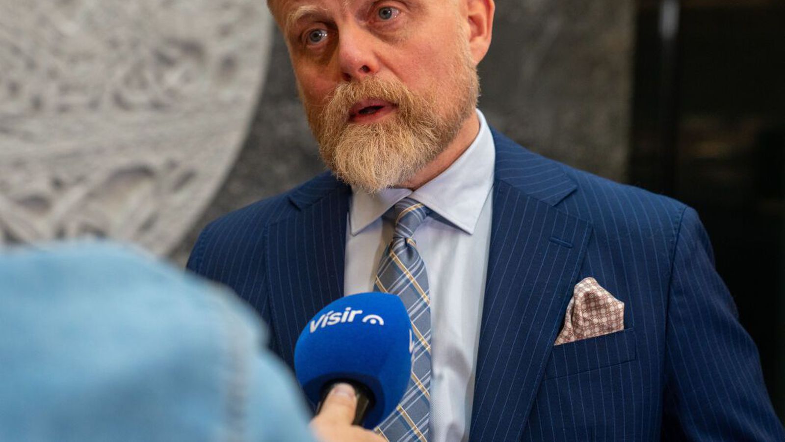 Launa­hækkanir gætu orðið upptaktur að harðri lendingu