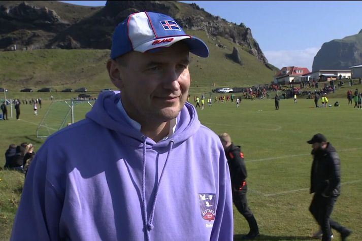 Herra Guðni Th. Jóhannesson, forseti Íslands, var mættur til að horfa á dóttur sína spila.