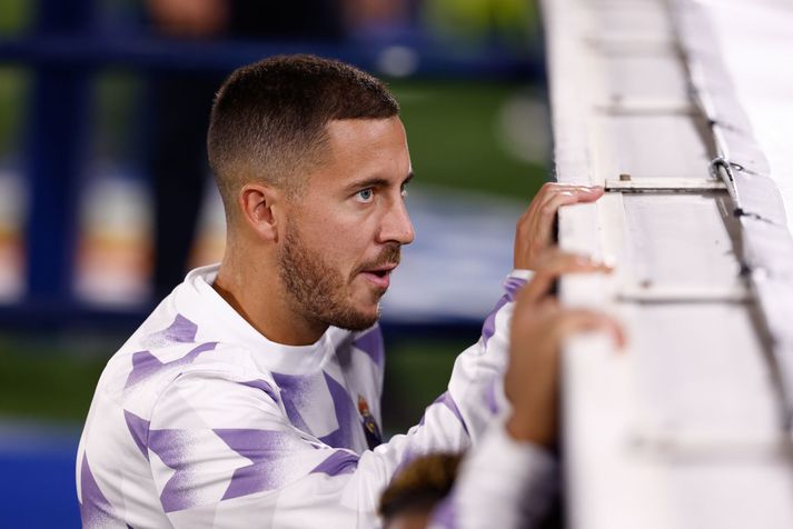 Eden Hazard hefur verið í Real Madrid frá því sumarið 2019 en aldrei fengið að spila á móti Barcelona.