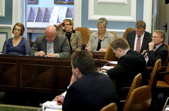 Tillögur um nokkrar rannsóknir liggja fyrir þinginu.