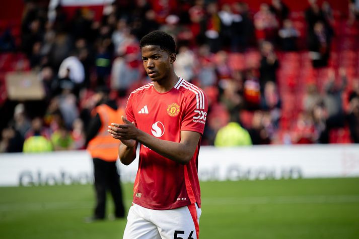 Chido Obi er 17 ára framherji sem gæti mögulega fengið fyrsta byrjunarliðsleik sinn hjá Manchester United gegn Brentford á sunnudaginn.