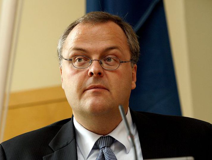 Gylfi Magnússon Viðskiptaráðherra hefur ágæta tilfinningu fyrir skráningu fyrirtækja sem bankarnir hafa tekið yfir. Fréttablaðið/GVA