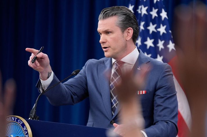 Pete Hegseth, varnarmálaráðherra Bandaríkjanna, segir ráðuneytið þurfa mikinn pening til að fylla aftur á „vopnabúr frelsisins“.