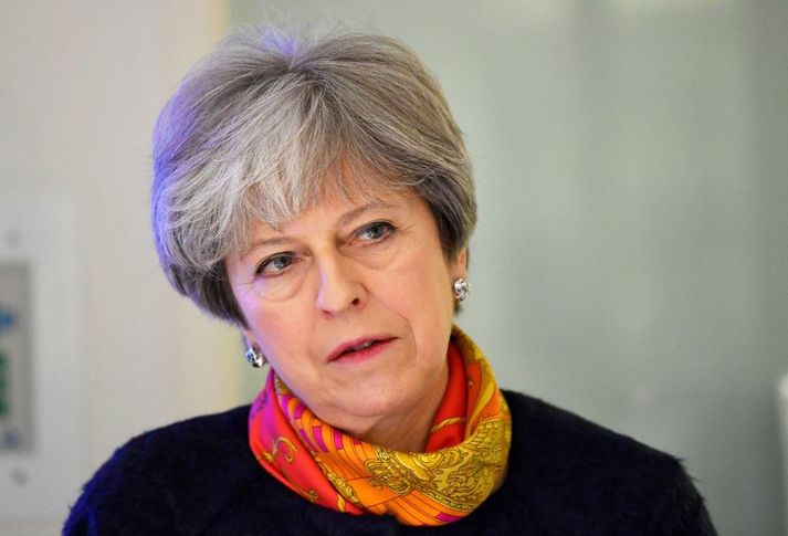 Theresa May vill fríska upp á ríkisstjórn sína.