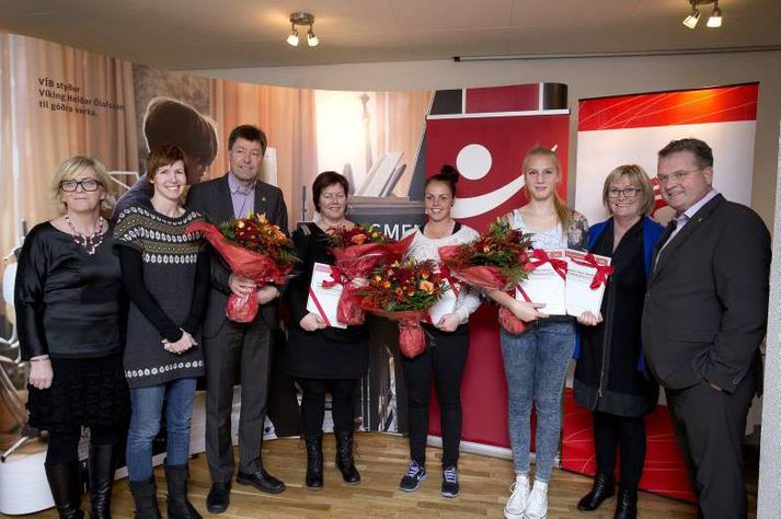 Auglýst var eftir umsóknum í sjóðinn í nóvember og bárust alls 67 umsóknir frá afrekskonum og afrekskvennahópum á öllum aldri.