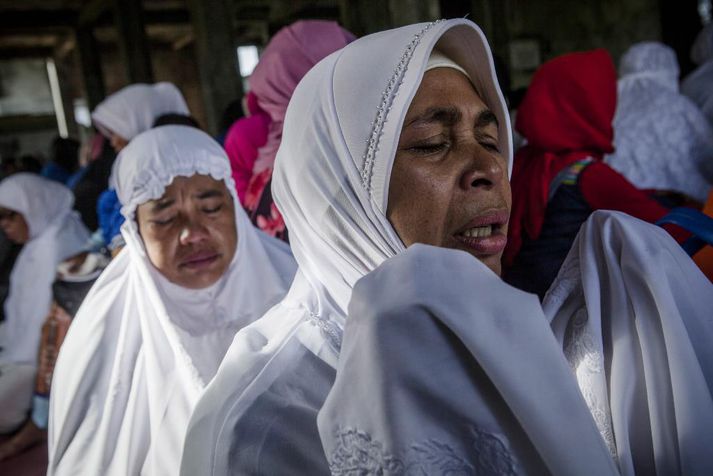 Frá minningarathöfn í Aceh-sýslu í Indónesíu.