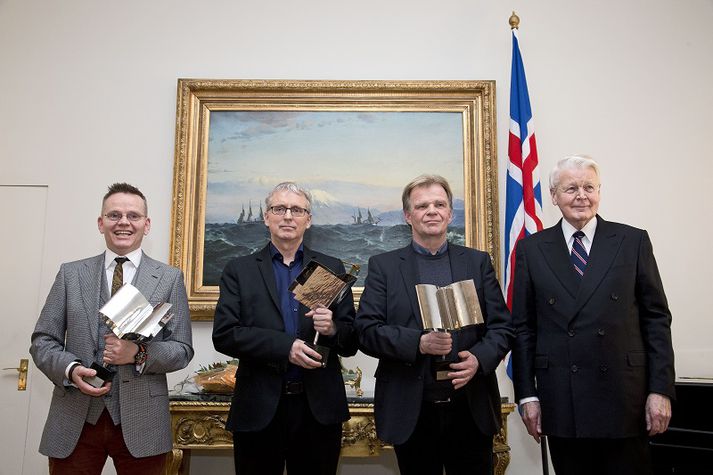 Einar Már Guðmundsson, Gunnar Helgason og Gunnar Þór Bjarnason hljóta Íslensku bókmenntaverðlaunin fyrir árið 2015.