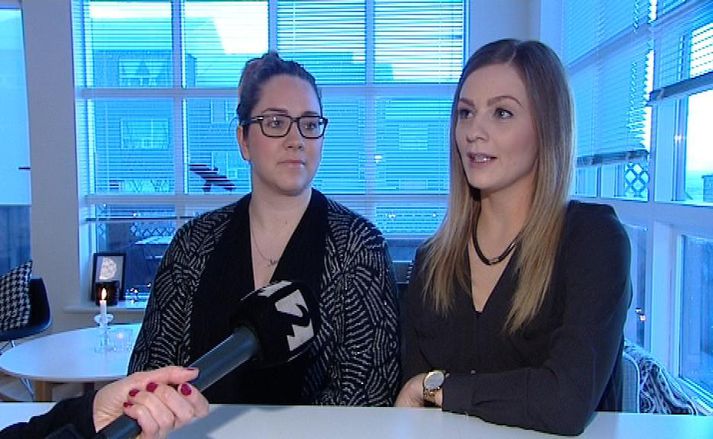 Vinkonurnar Áslaug Þorgeirsdóttir og Rakel Rúnarsdóttir standa að söfnun fyrir fátækar fjölskyldur í Hafnarfirði, fyrir jólin.