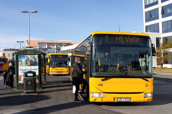 Næturstrætó snyr aftur um helgina eftir tveggja ára hlé.