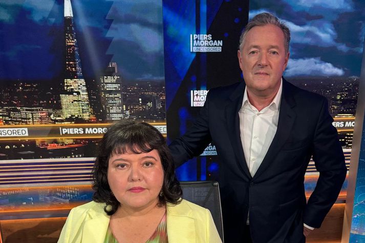 Fiona Harvey og Piers Morgan eftir upptöku á þættinum sem verður frumsýndur á morgun.