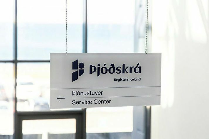 Þjóðskrá heldur utan um helstu tölur um mannfjölda á Íslandi.