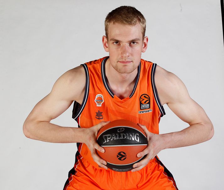 Tryggvi Snær Hlinason er leikmaður Basket Zaragoza.