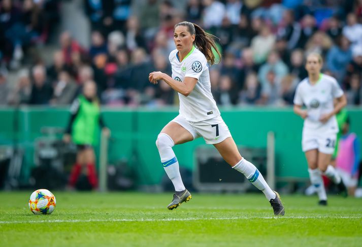 Landsliðsfyrirliðinn hóf leikinn á bekknum hjá Wolfsburg.