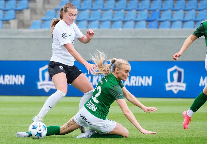Elísa Lana Sigurjónsdóttir í bikarúrslitaleik FH og Breiðabliks.