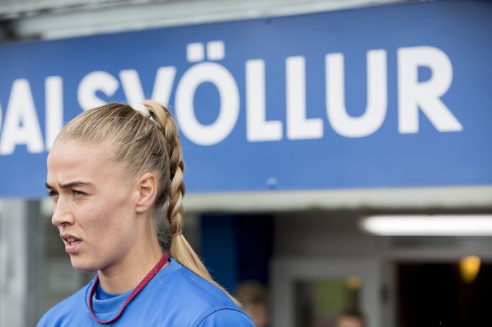 Dagný Brynjarsdóttir gat ekki spilað síðustu leiki íslenska liðsins fyrir EM 2017 þar sem félagsliðið hennar Portland vildi fá hana heim.