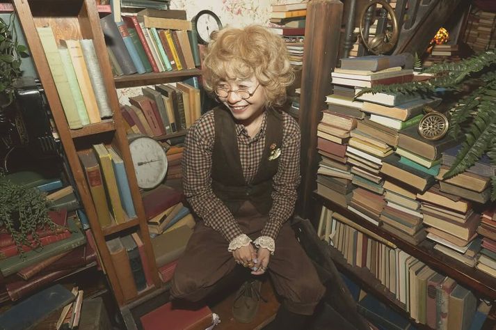 Keath Ósk hefur gefið út tónlist undir nafninu Yaelokre frá byrjun árs 2024, er með milljónir hlustenda á Spotify og hefur selt út hallir víða um heim.