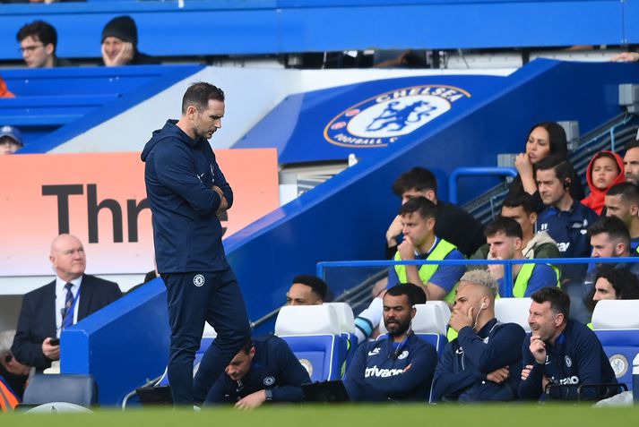 Frank Lampard þungur á brún.