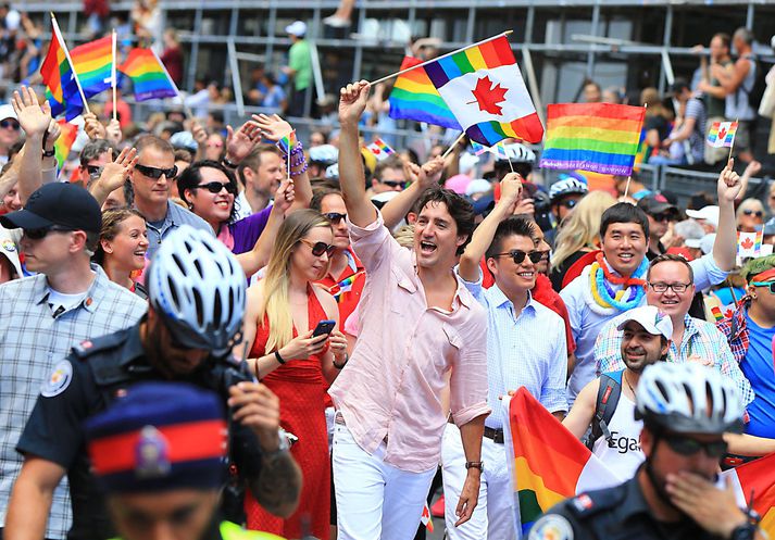 Trudeau forsætisráðherra í gleðigöngu samkynhneigðra.