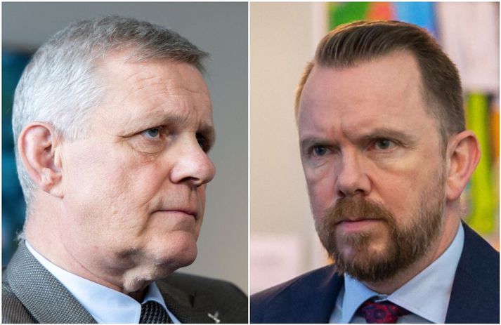 Þingfundur hófst á því að Jón Gunnarsson baðst afsökunar á orðum sínum sem snéru að Ragnari Þór Ingólfssyni.