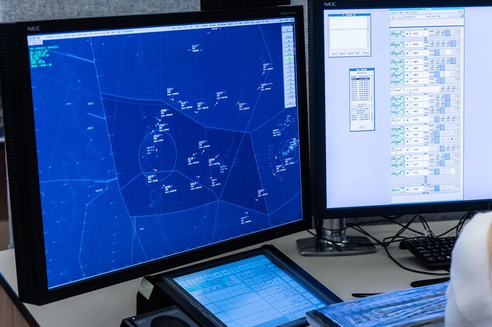 Af þeim 160 flugumferðarstjórum sem eru í Félagi íslenskra flugumferðarstjóra starfa 100 hjá Isavia ANS.