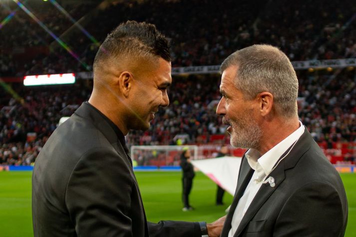 Casemiro og Roy Keane þegar sá fyrrnefndi var tilkynntur sem leikmaður félagsins. Casemiro lék ekki gegn Fulham þar sem hann er í leikbanni.