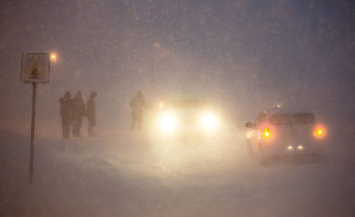 Vindur gæti víða farið upp í 15 til 20 metrar á sekúndu.