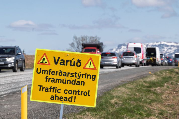 Umferðarstýring verður á um 1.400 metra kafla á Suðurlandsvegi í dag. 
