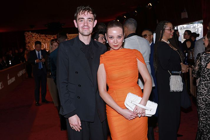 Charlie Christie og Laufey stórglæsileg á Golden Globe hátíðinni. 