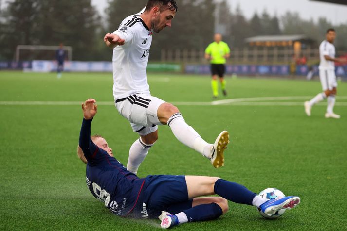 Hinn sextán ára gamli Marínó Steinar Hagbarðsson átti afbragðs leik á miðjunni.