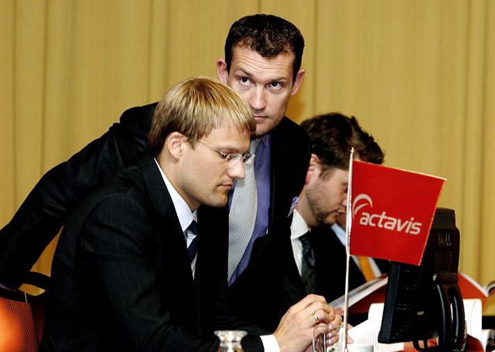Stjórnendur Actavis Róbert Wessman forstjóri og Björgólfur Thor Björgólfsson, stjórnarformaður Actavis, sjást hér á aðalfundi félagsins í fyrra. Óvíst er hvernig fer með kaup fyrirtækisins á króatíska samheitalyfjafyrirtækinu PLIVA. 
