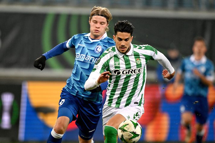 Andri Lucas Guðjohnsen í leiknum í kvöld þar sem Gent tapaði 0-3 á heimavelli á móti Real Betis.