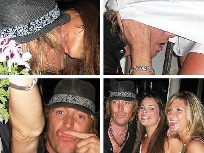 Rhys Ifans skemmtir sér á Ibiza.