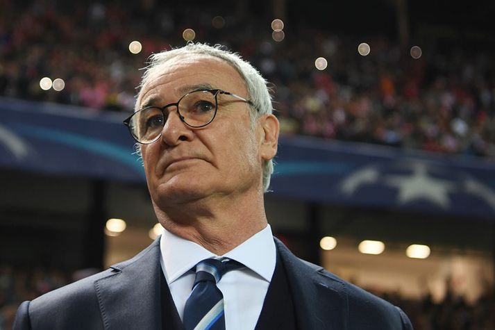 Ranieri á hliðarlínunni í sínum síðasta leik sem stjóri Leicester City.